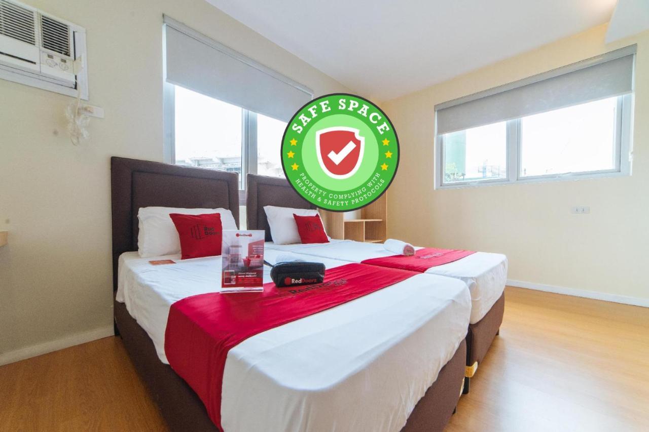 Reddoorz Plus @ A Rita Street San Juan San Juan  Εξωτερικό φωτογραφία