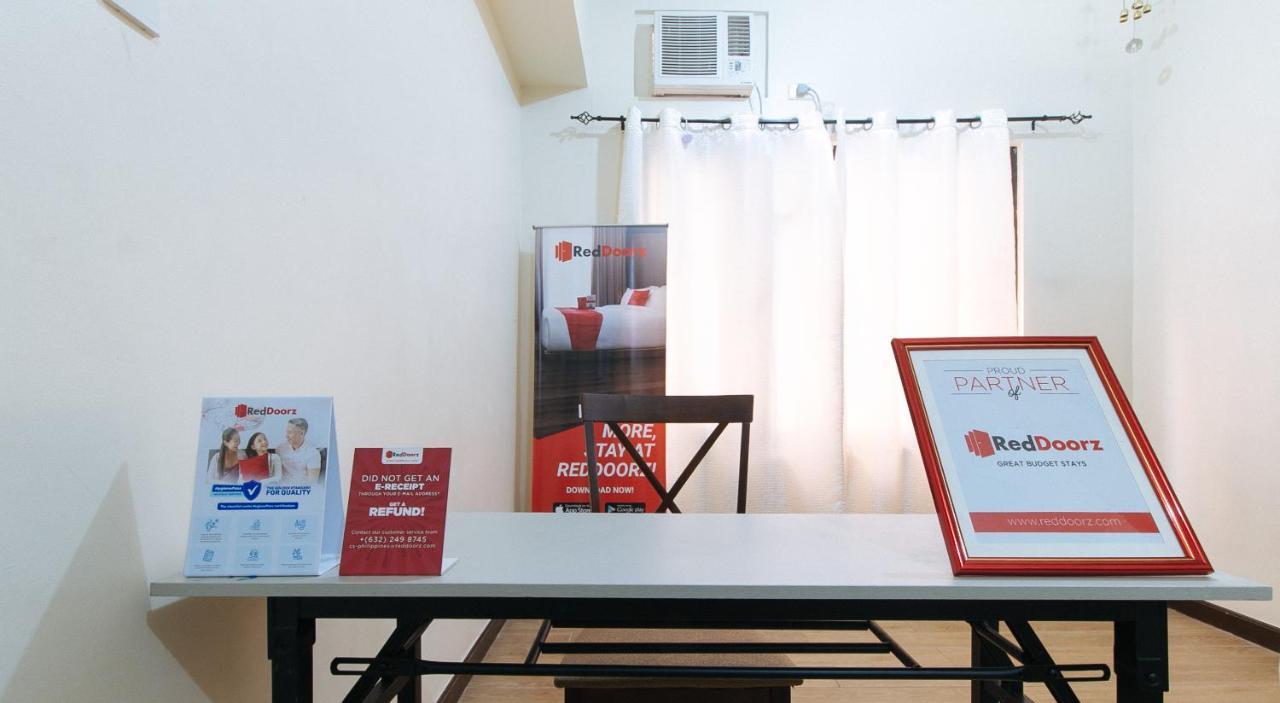 Reddoorz Plus @ A Rita Street San Juan San Juan  Εξωτερικό φωτογραφία