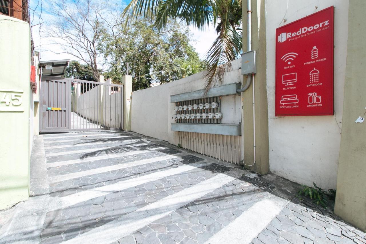 Reddoorz Plus @ A Rita Street San Juan San Juan  Εξωτερικό φωτογραφία