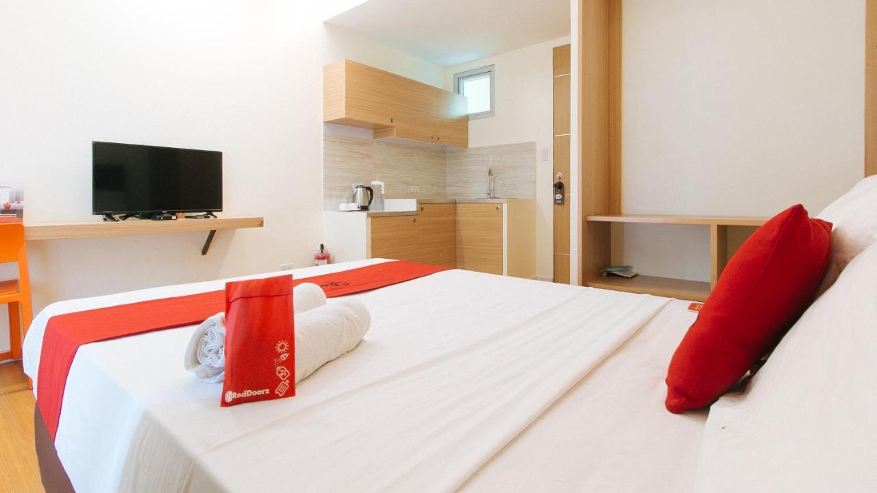 Reddoorz Plus @ A Rita Street San Juan San Juan  Εξωτερικό φωτογραφία