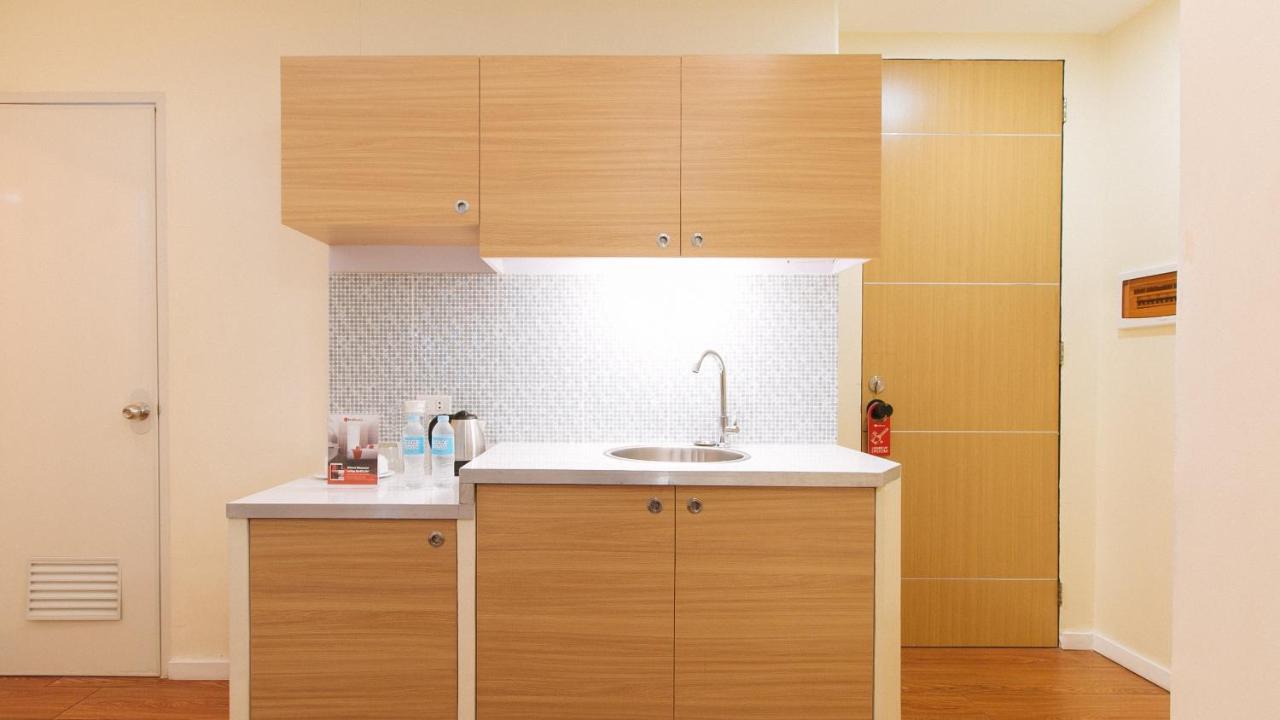 Reddoorz Plus @ A Rita Street San Juan San Juan  Εξωτερικό φωτογραφία